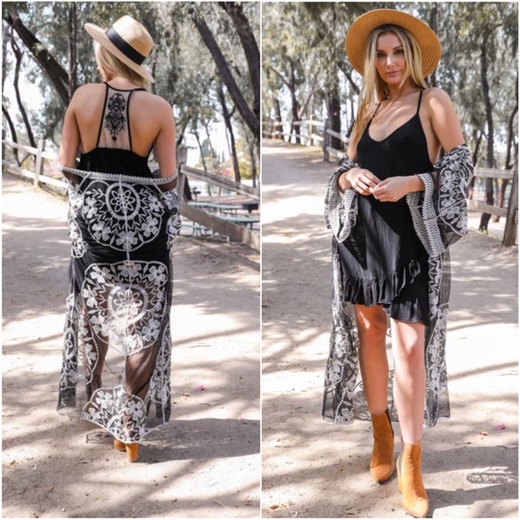 016 Boho Ruffle Hem Slip Dress Extender - Picture 2 of 4